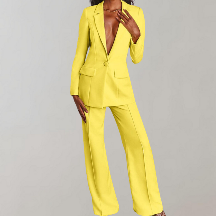 Chloe | Chic ladies' blazer set