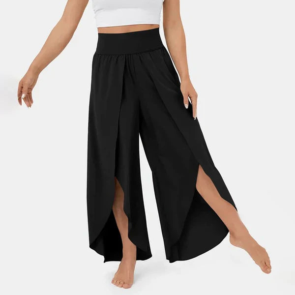 Mia | Trendy women's wide-leg pants with stylish split