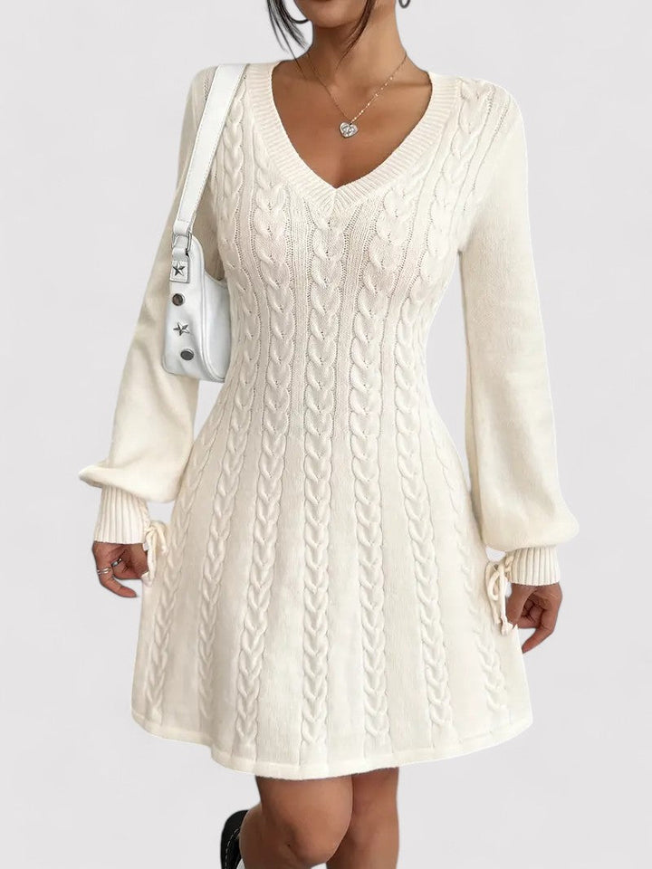 Ancien | Cable Knit V-neck Slim Fit Dress afbeelding 2
