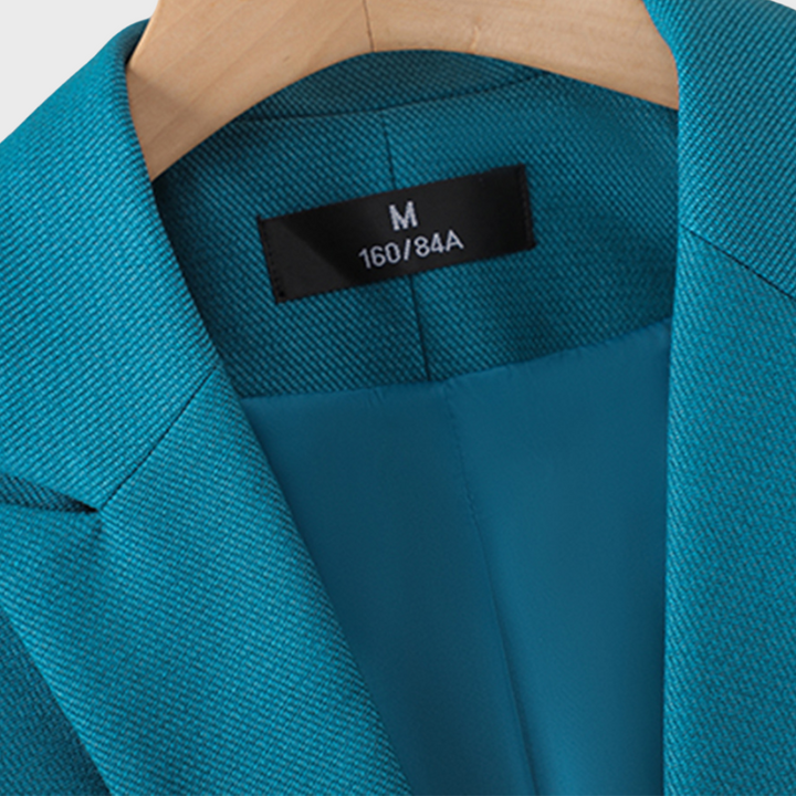 Sophie | Stylish blazer and pants set for women