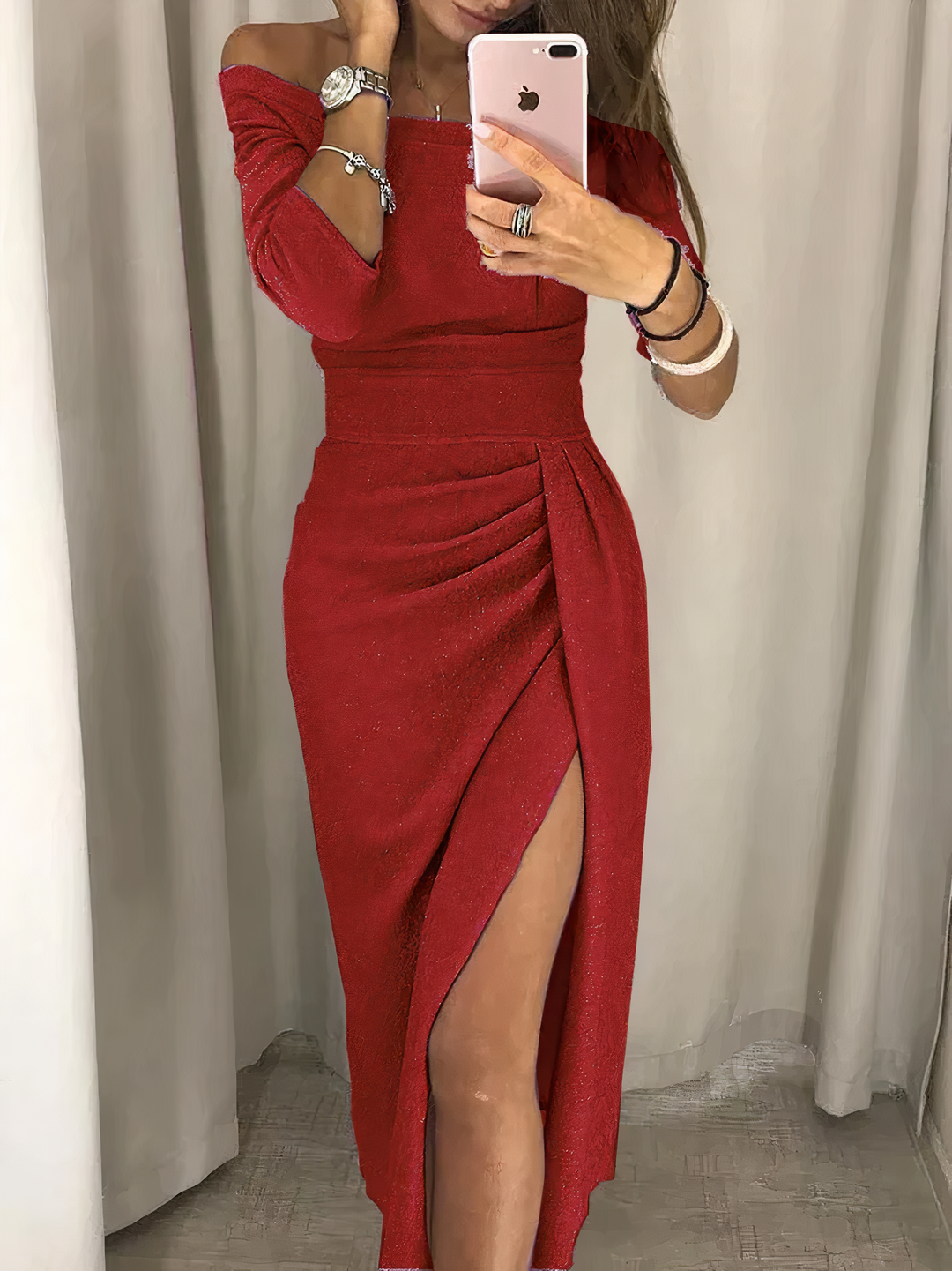 Elle | Glamorous off-shoulder glitter dress