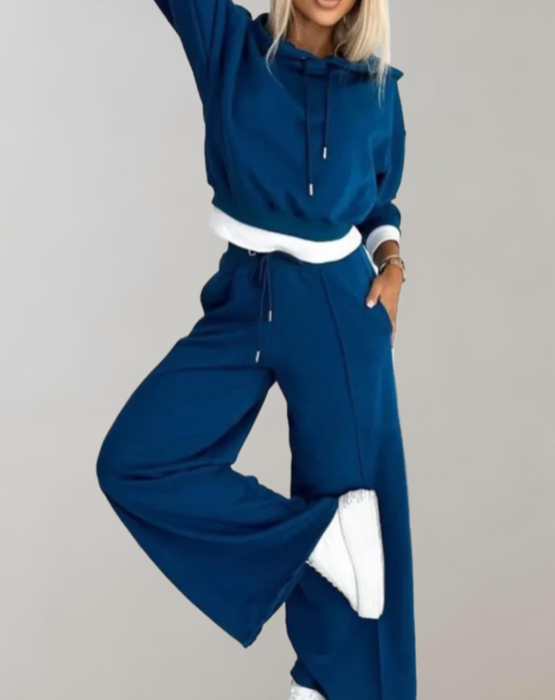 2-Piece Set of a Two-Tone Hoodie with Wide-Leg Trousers afbeelding 1